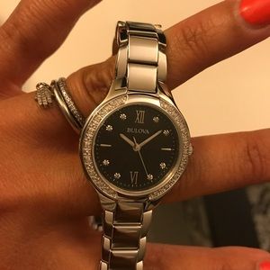 ❣️SOLD ❣️ BULOVA WOMENS MAIDEN LANE DIAMOND WATCH